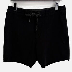 Vissla Board Shorts in Black - NWOT - Size 31